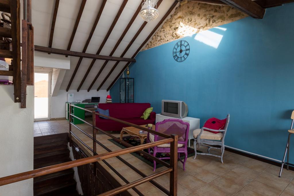Arty Hostel Лиссабон Экстерьер фото